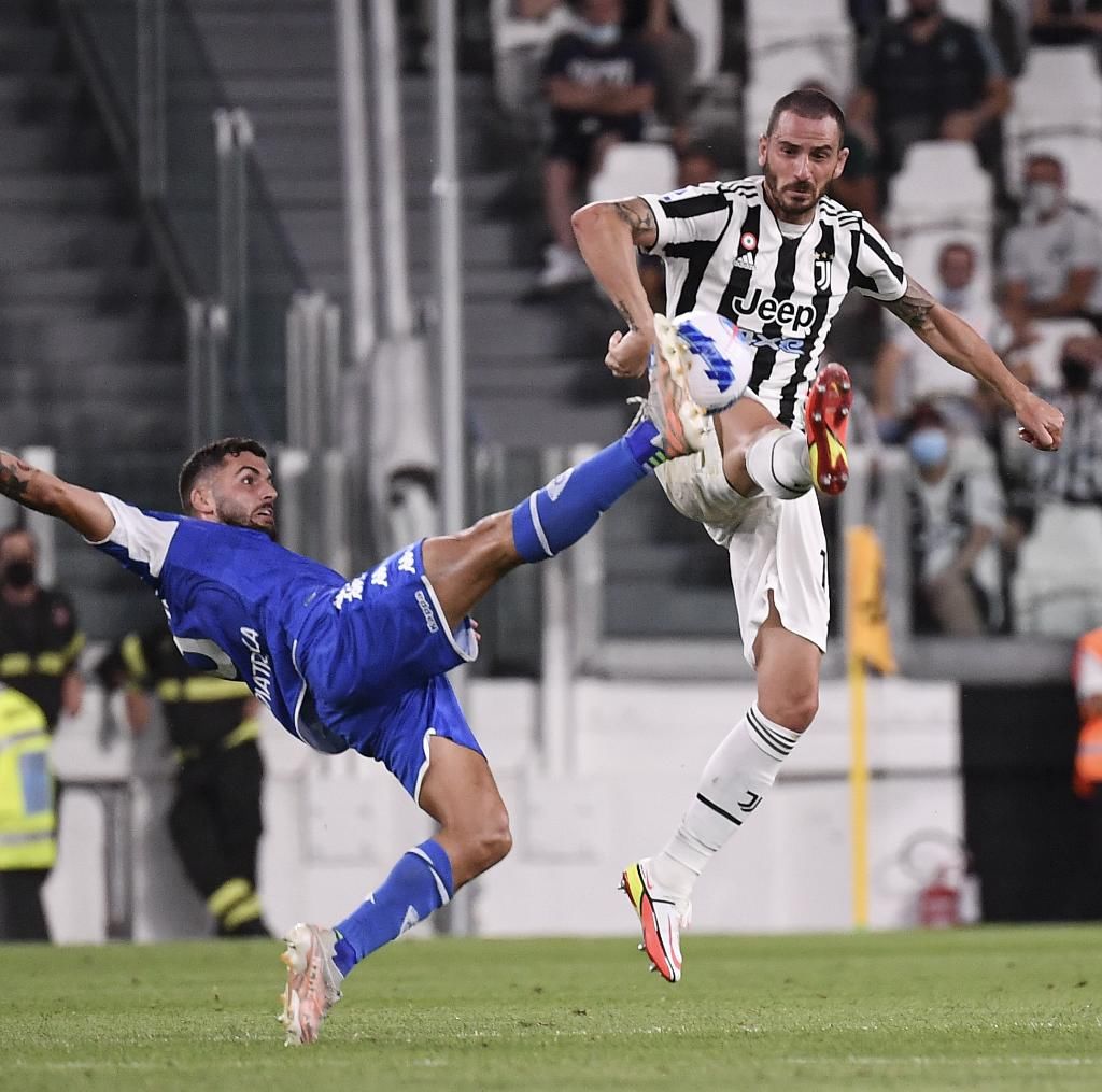 他从不退缩 他从不退缩