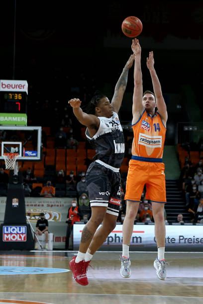 这次转折背 这次转折背